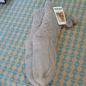 NWT Women's Muk Luks sock slippers size 8-11